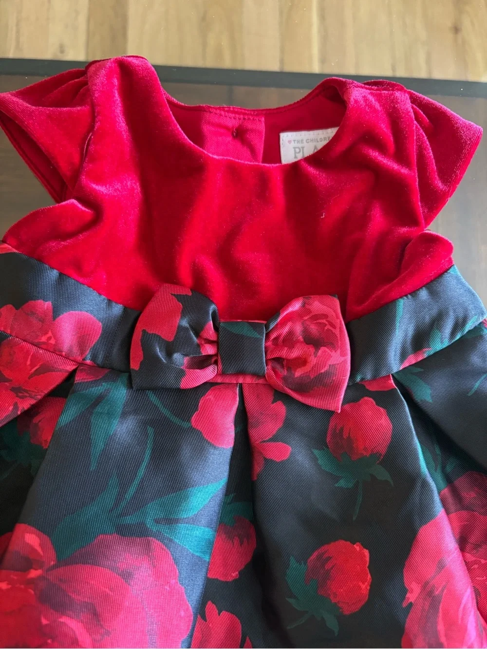 The Children’s Place Sz 3-6 Mos Baby Girl Holuday Dress Red Velvet Satin Skirt